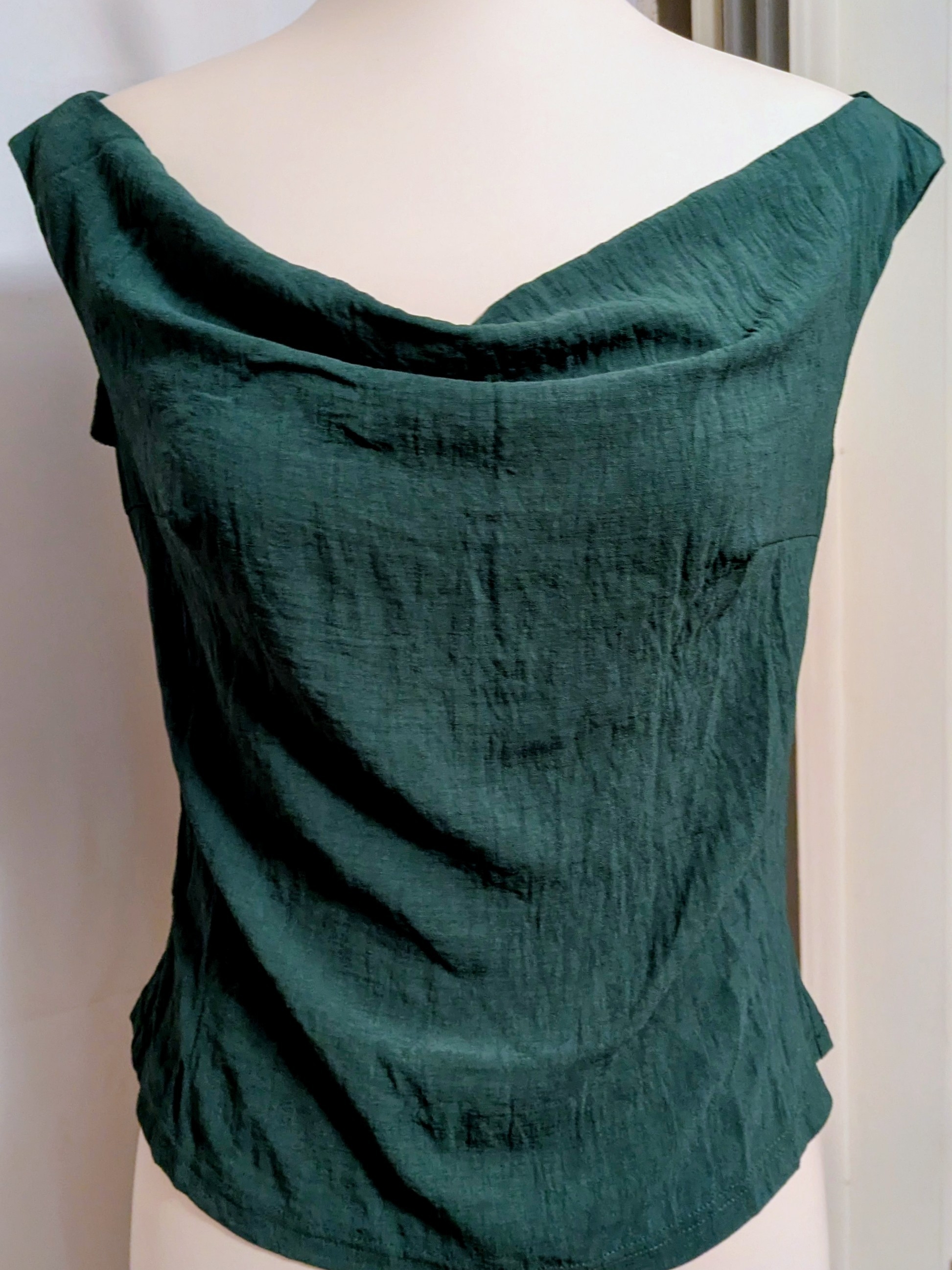 Fashion Nova Emerald Green Cowl Neck Camisole Nwt